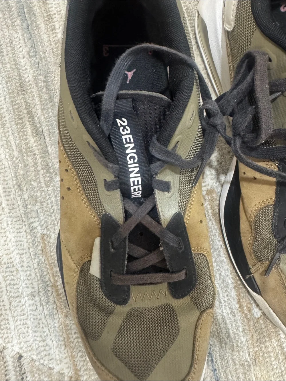 Size 12 Jordan Air 200E Olive Green Athletic Sneakers